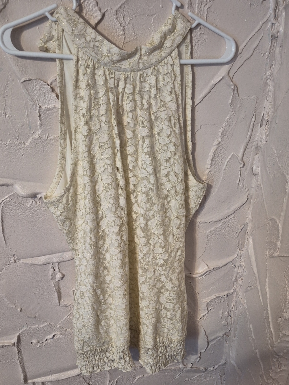 Studio Y Cream Lace Sleeveless Halter Top